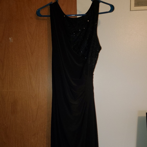 Dresses & Skirts - Dress